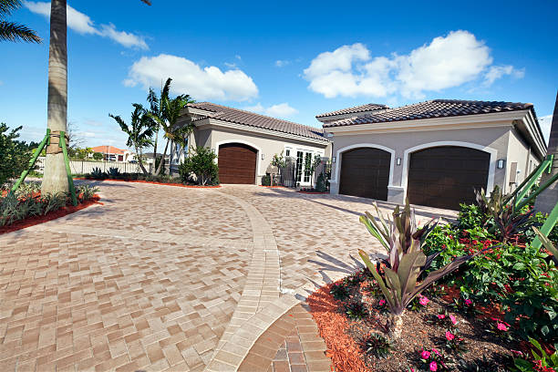 Howards Grove, WI Driveway Pavers Pros