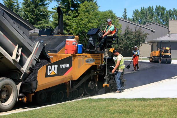 Best Custom Driveway Pavers  in Howards Grove, WI