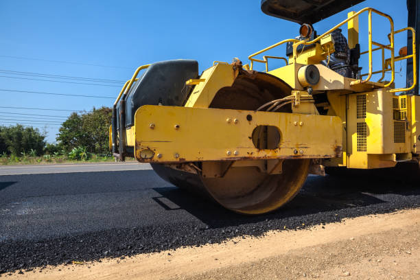 Best Commercial Driveway Pavers  in Howards Grove, WI